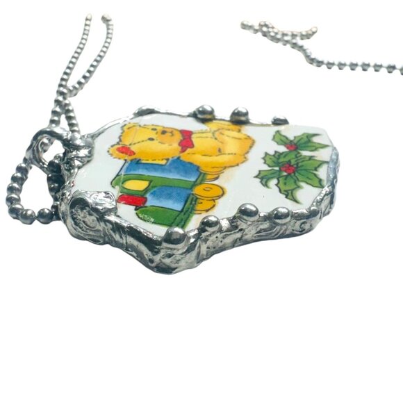 VNTG Holiday Broken China Teddy Bear w/ Presents Pendant Encased in Silver Bezel - Picture 8 of 14